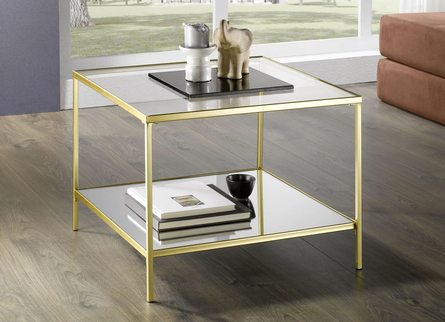 Couchtisch Aus Goldfarben Lackiertem Stahlrohr 4 Couchtisch Aus Goldfarben Lackiertem Stahlrohr – Bild 2