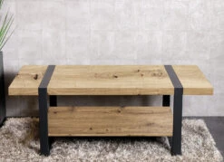 Couchtisch Mit Schwarz Lackierten Stahlrohrrahmen