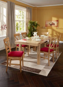 Hochwertige Esszimmermöbel