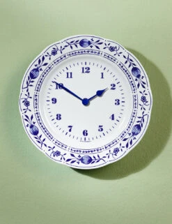 Keramik-Wanduhr Mit Klassischem Zwiebelmuster