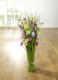 Natürlich Wirkendes Deko-Gras