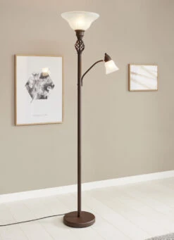 Stehleuchte Aus Metall Mit Glasschirmen