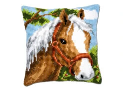 Stickkissen Pferd Mit Zubehör