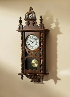 Wanduhr Mit Pferd