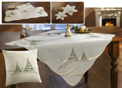 Weihnachtliche Tisch- Und Raumdekoration